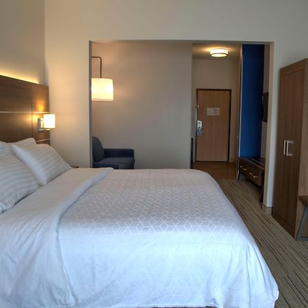 Holiday Inn Express Rochelle By Ihg Bagian luar foto