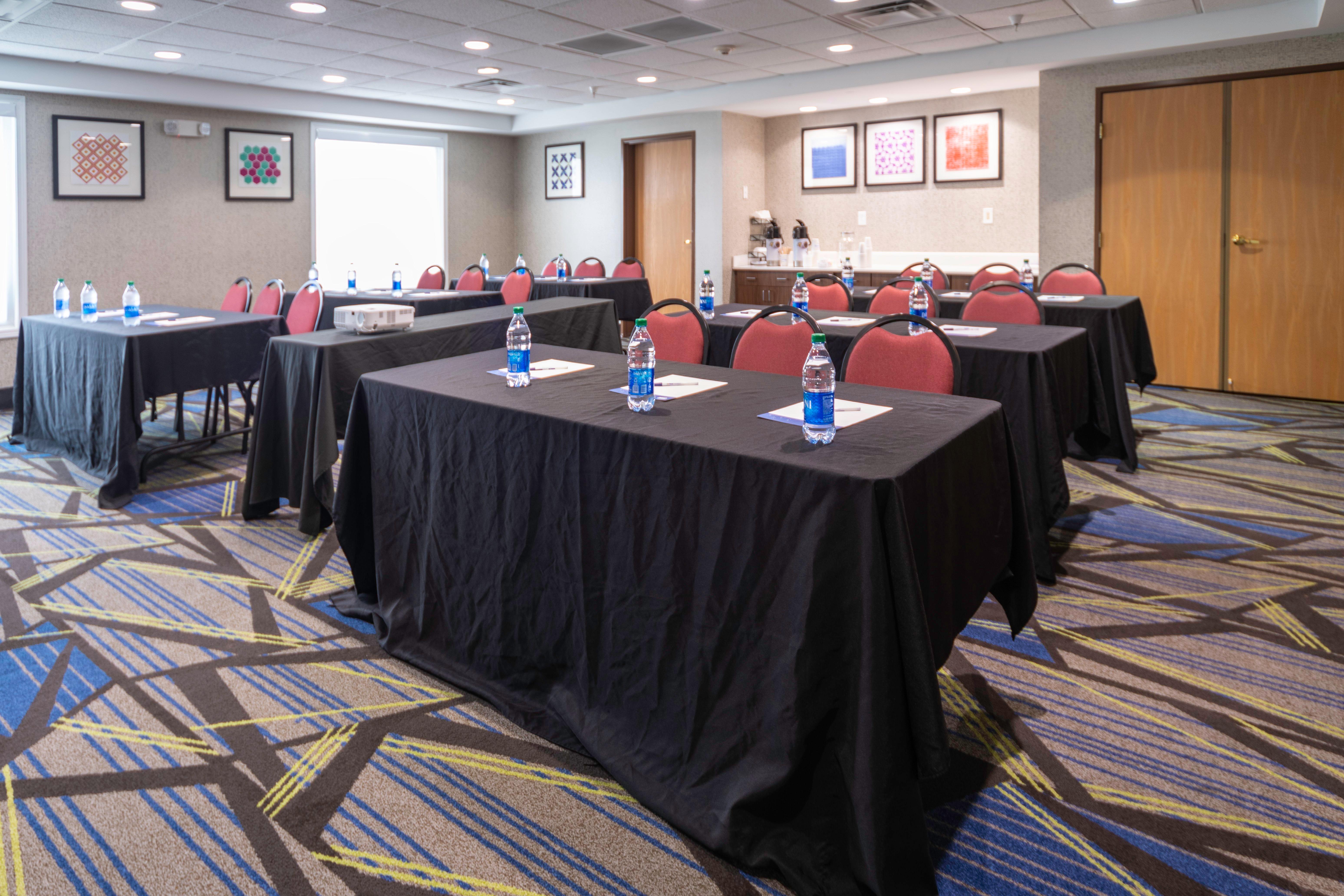 Holiday Inn Express Rochelle By Ihg Bagian luar foto