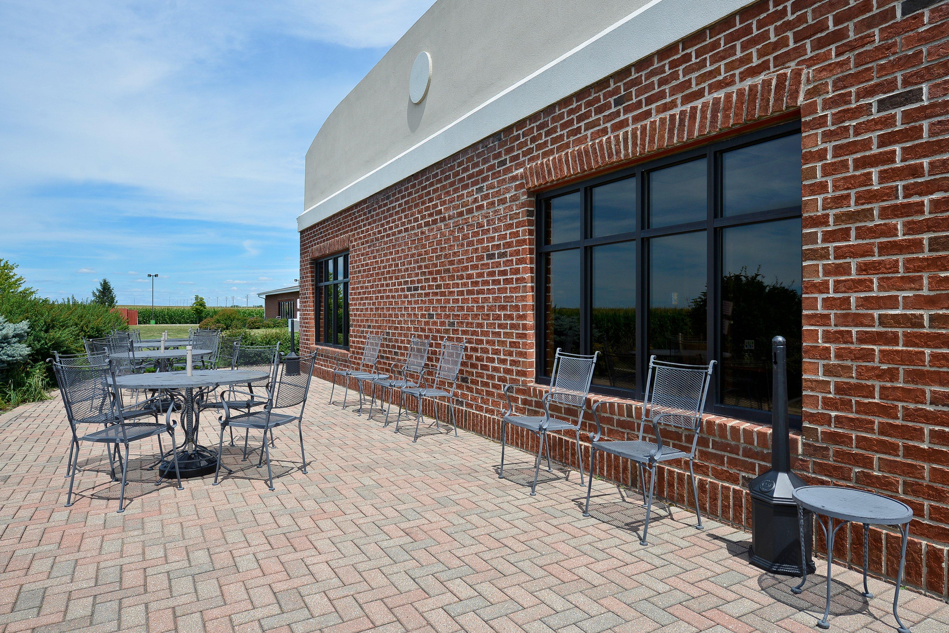 Holiday Inn Express Rochelle By Ihg Bagian luar foto