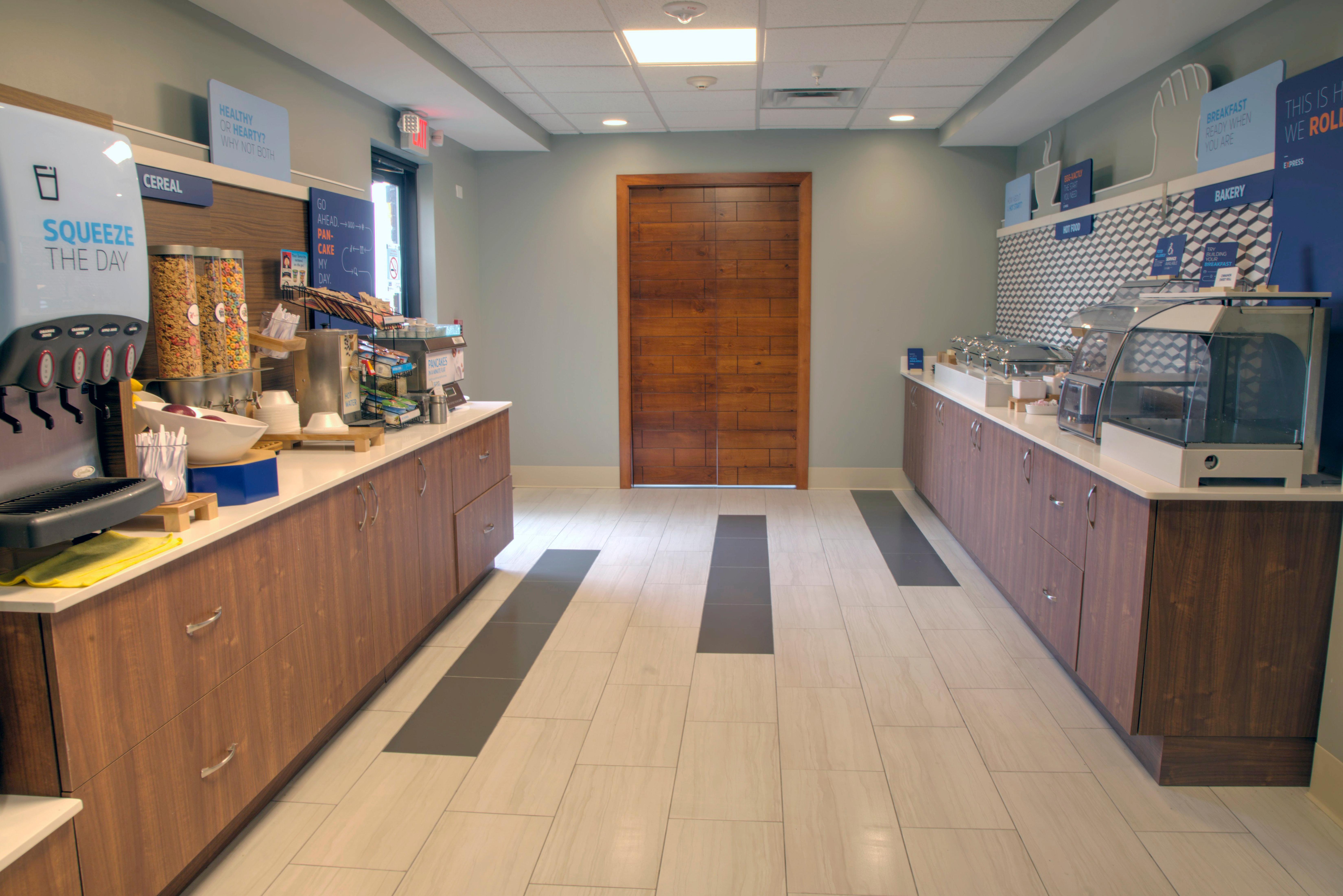 Holiday Inn Express Rochelle By Ihg Bagian luar foto