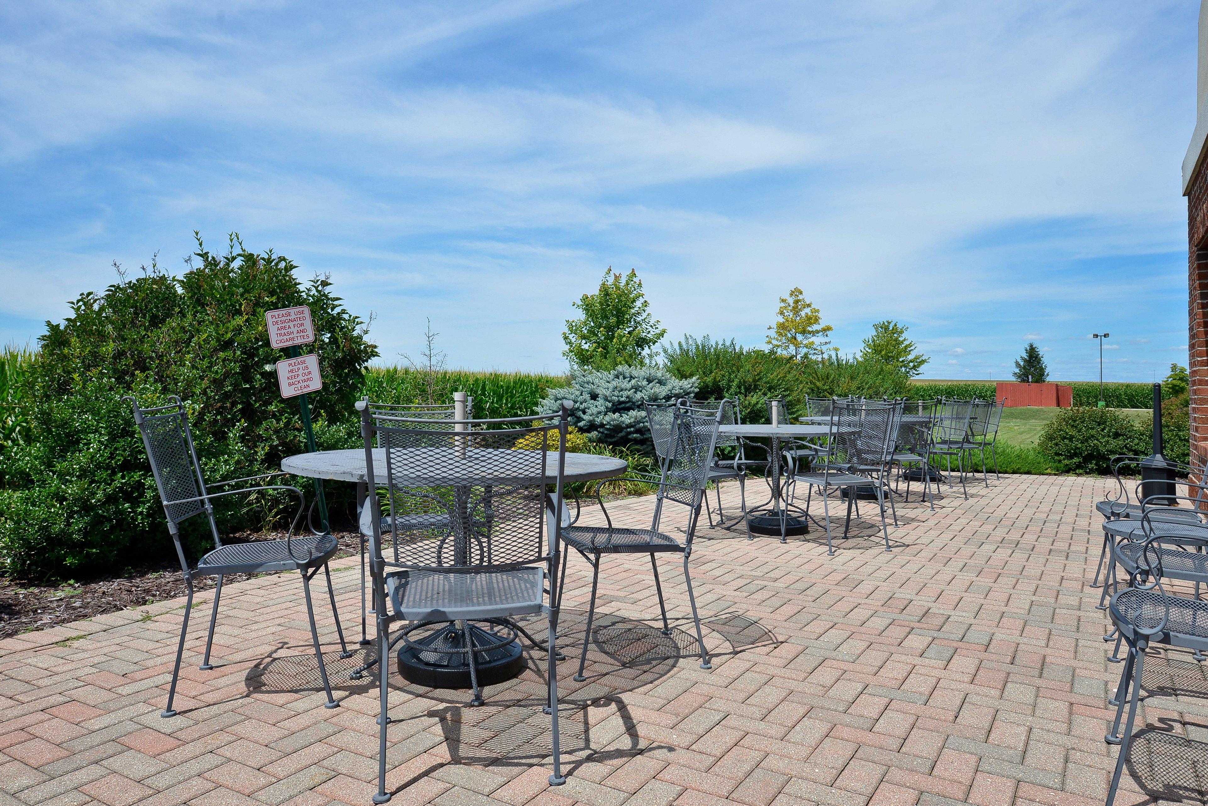Holiday Inn Express Rochelle By Ihg Bagian luar foto