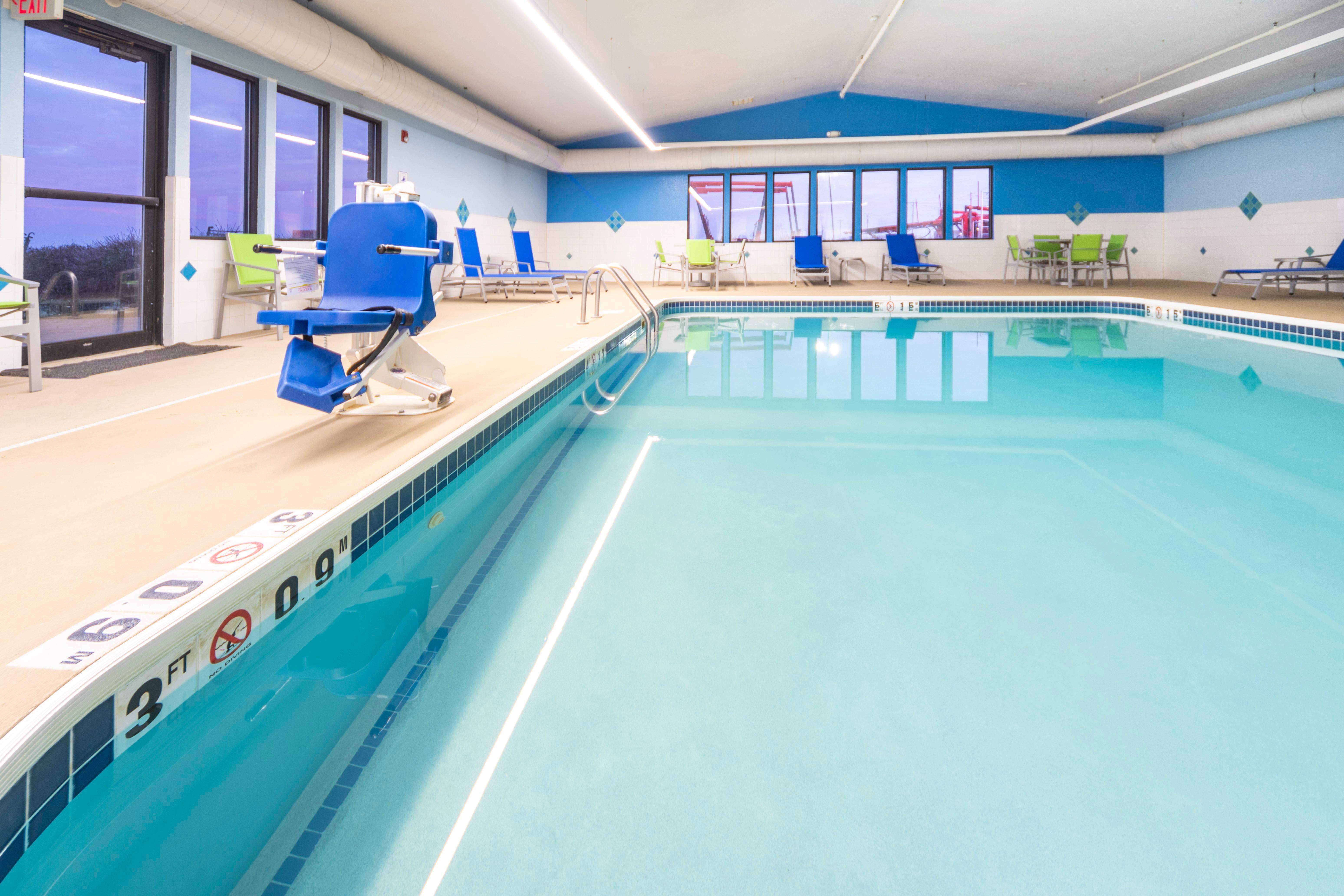 Holiday Inn Express Rochelle By Ihg Bagian luar foto