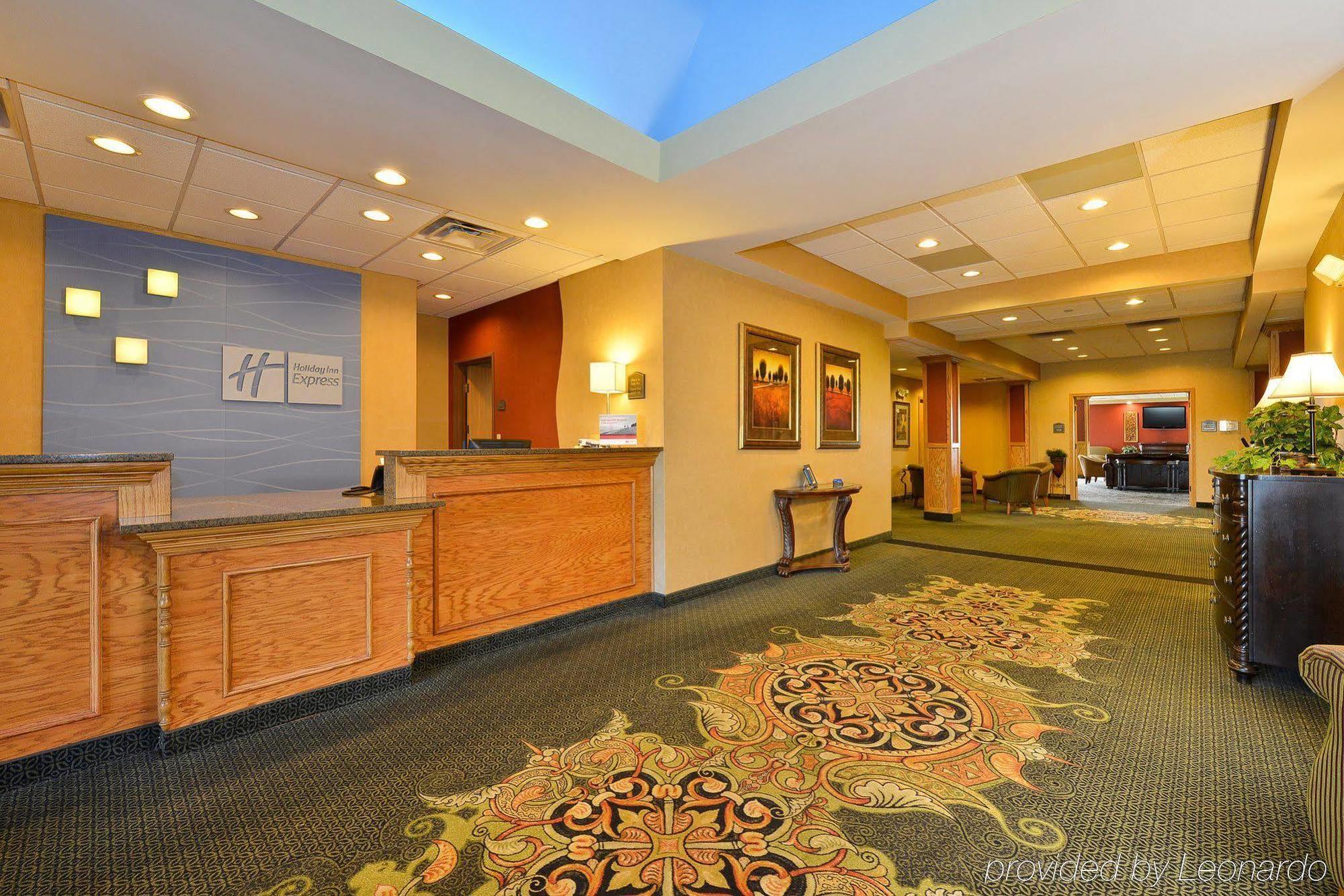 Holiday Inn Express Rochelle By Ihg Bagian luar foto